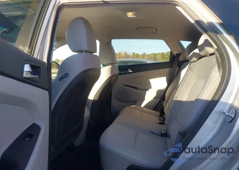 2020 Hyundai Tucson Value z USA, uszkodzony, nr VIN KM8J33A46LU091282